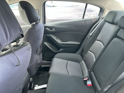 Used 2016 MAZDA MAZDA3 i Sport w/ Preferred Equipment Package FWD image 8