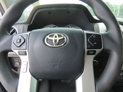 Used 2016 Toyota Tundra SR5 w/ SR5 Upgrade Package AWD/4WD image 27