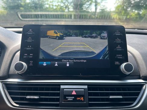 Used 2021 Honda Accord LX image 25
