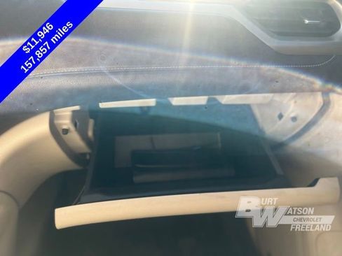 Used 2017 GMC Acadia Denali w/ LPO, Floor Liner Package image 21