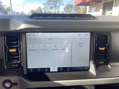 Used 2022 Ford Bronco Badlands image 26