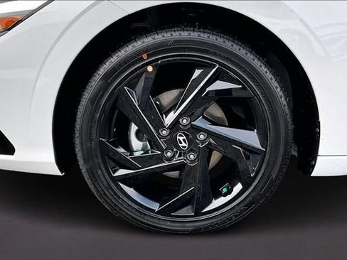 New 2026 Hyundai Elantra SEL Sport Premium FWD image 8