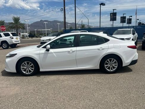 Used 2025 Toyota Camry LE FWD image 6