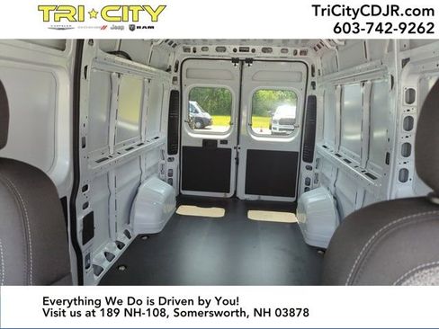 New 2025 RAM ProMaster 3500 w/ Quick Order Package 22G SLT image 38