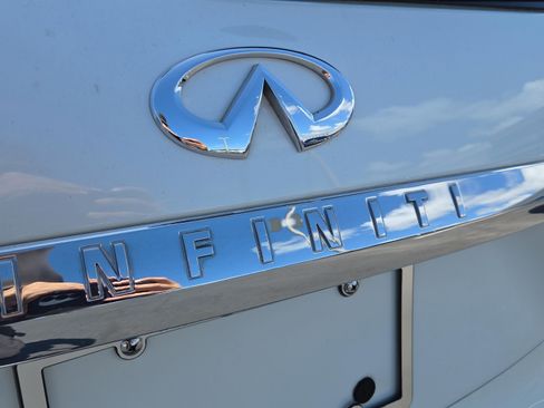 Used 2018 INFINITI QX60 Luxe w/ Deluxe Technology Package image 18