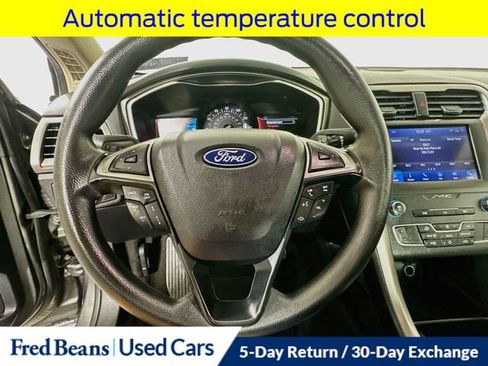 Certified 2020 Ford Fusion SE FWD image 14