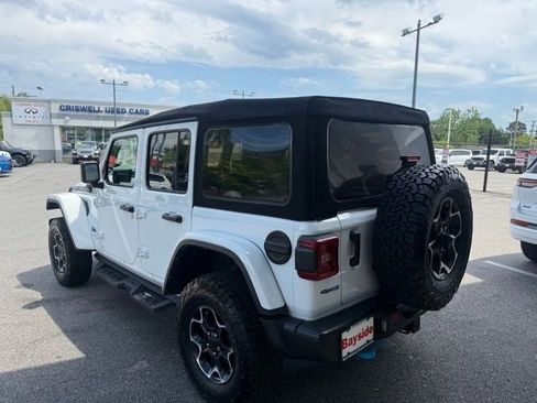 Used 2023 Jeep Wrangler Unlimited Rubicon 4xe w/ Cold Weather Group AWD/4WD image 10