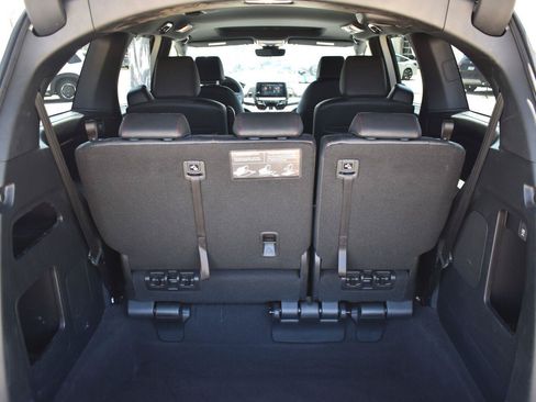 Used 2024 Honda Odyssey Sport image 17