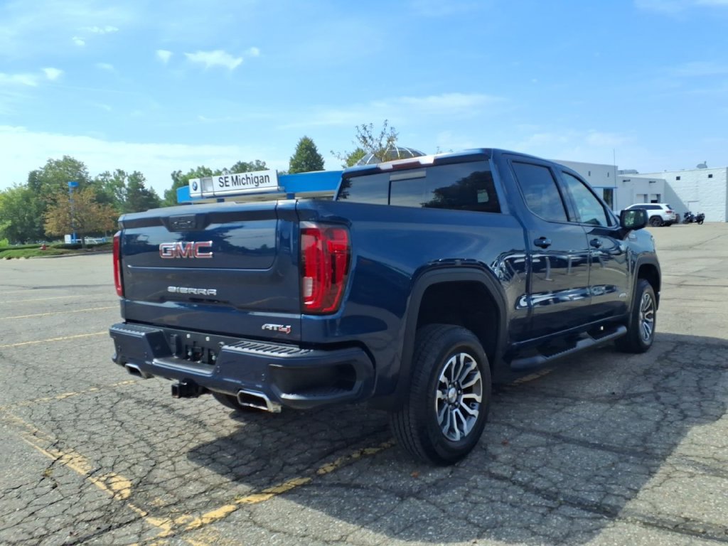 Certified 2020 GMC Sierra 1500 AT4 w/ AT4 Premium Package AWD/4WD image 4
