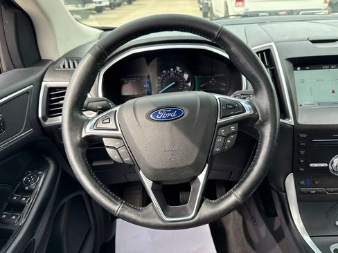 Used 2017 Ford Edge Titanium w/ Equipment Group 301A AWD/4WD image 31