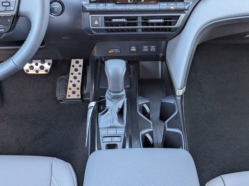 New 2026 Toyota Camry SE w/ Convenience Package FWD image 18