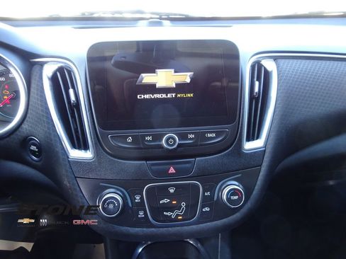 Used 2018 Chevrolet Malibu LT image 26