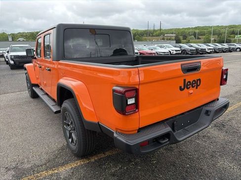 New 2026 Jeep Gladiator Sport AWD/4WD image 5
