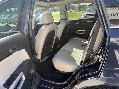Used 2014 Chevrolet Captiva Sport LTZ image 6