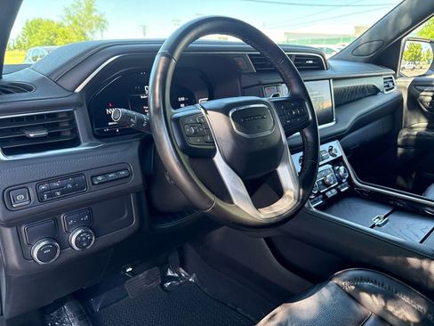 Certified 2024 GMC Yukon Denali RWD image 12