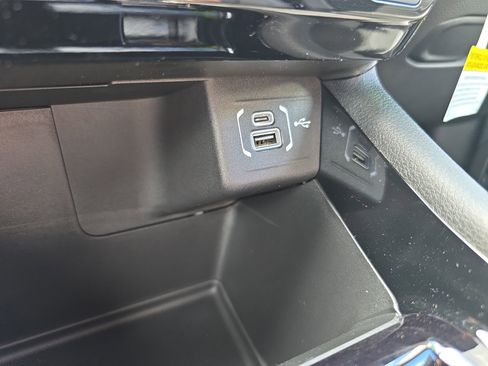 New 2025 Jeep Compass Limited w/ High Altitude Package image 29