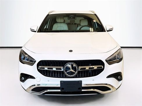 Certified 2025 Mercedes-Benz GLA 250 4MATIC image 2