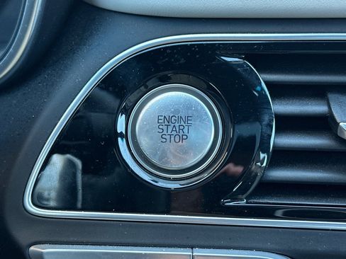 Used 2023 Genesis G70 2.0T w/ Sport Prestige Package image 22