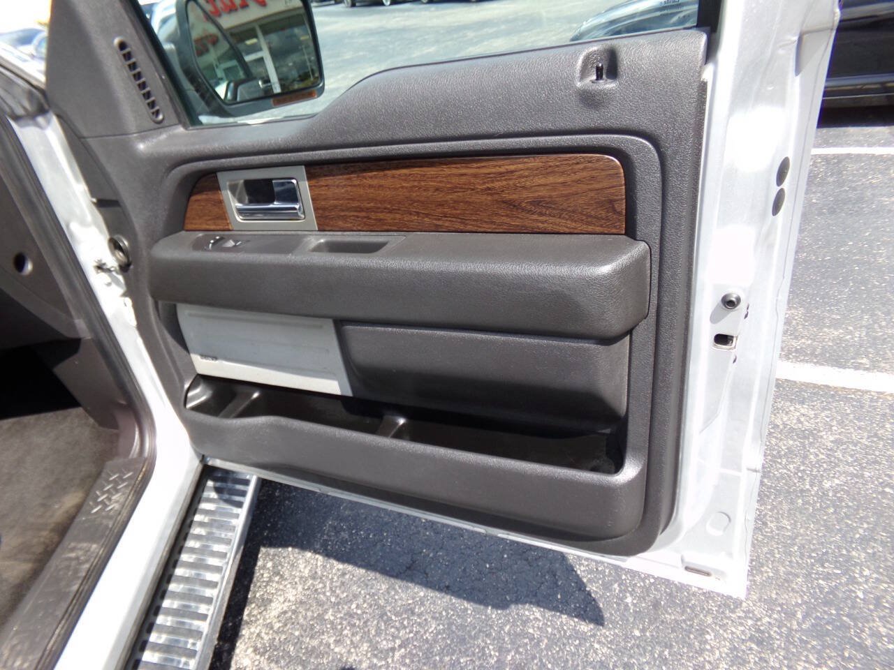 Used 2013 Ford F150 Lariat w/ Luxury Equipment Group AWD/4WD image 40