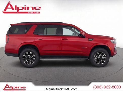Used 2021 Chevrolet Tahoe Z71 w/ Z71 Off-Road Package AWD/4WD image 8