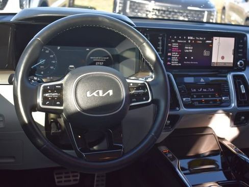 Used 2024 Kia Sorento SX Prestige image 22