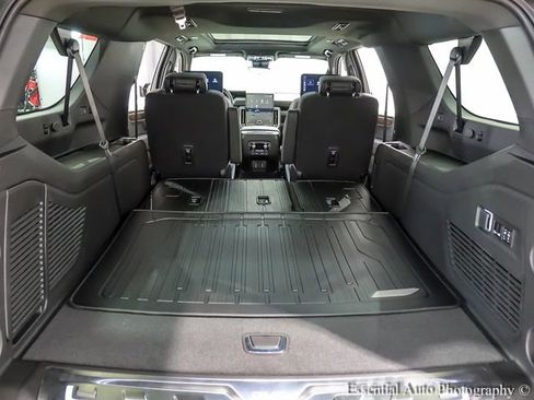 New 2026 GMC Yukon XL Denali AWD/4WD image 21