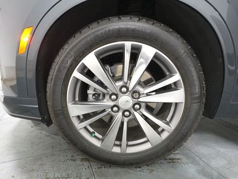 Used 2021 Cadillac XT6 Premium Luxury FWD image 38