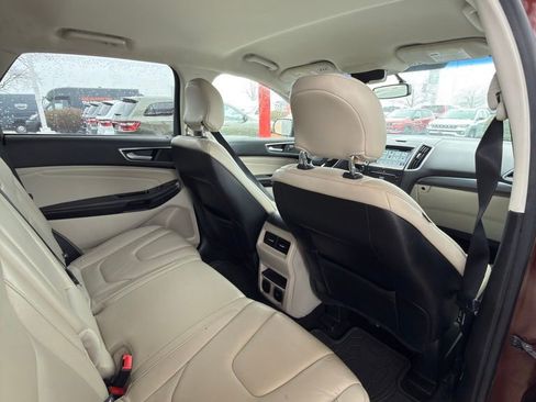 Used 2016 Ford Edge Titanium w/ Technology Package image 35