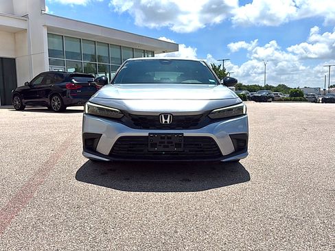 Used 2024 Honda Civic Sport image 2