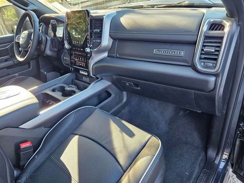 New 2026 RAM 3500 Laramie AWD/4WD image 17
