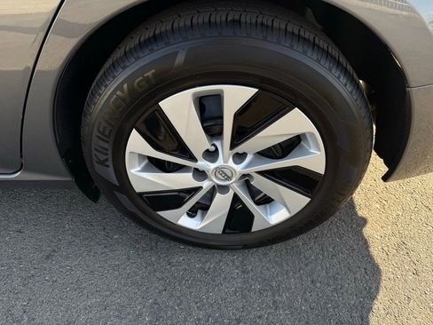 Certified 2025 Nissan Altima 2.5 S image 8