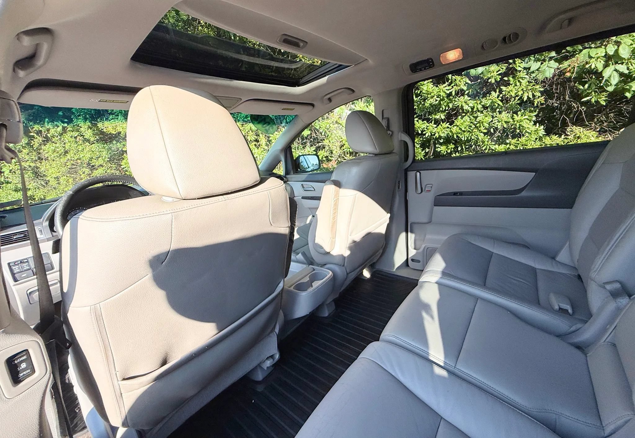 Used 2012 Honda Odyssey EX-L image 35
