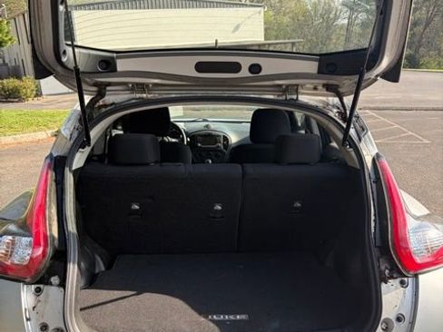 Used 2016 Nissan Juke S image 27