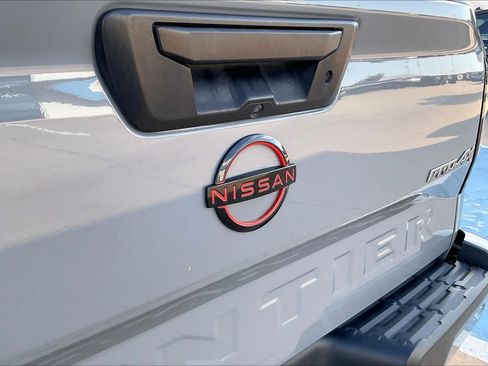 Used 2023 Nissan Frontier PRO-4X w/ Technology Package AWD/4WD image 28