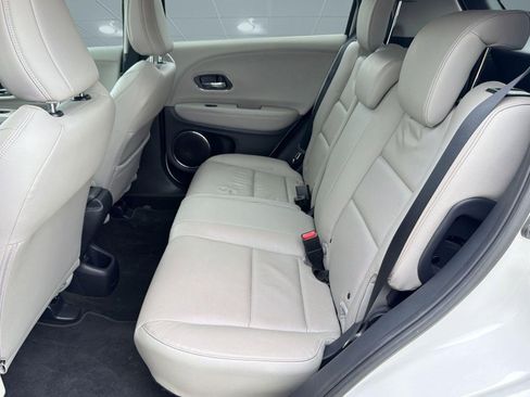Used 2022 Honda HR-V EX-L image 13