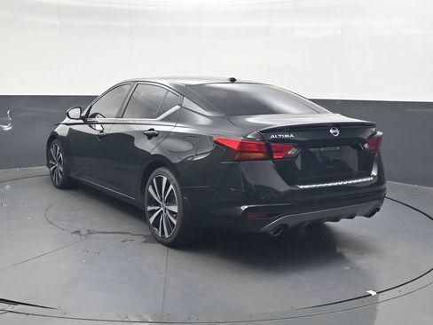 Used 2021 Nissan Altima 2.5 SR FWD image 7