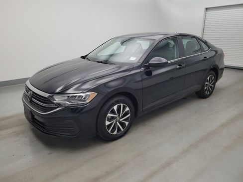 Used 2024 Volkswagen Jetta S FWD image 2