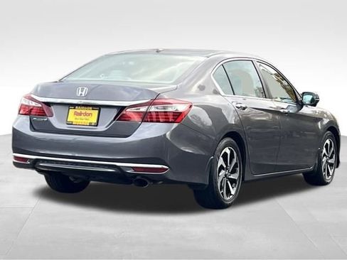Certified 2017 Honda Accord EX-L image 7