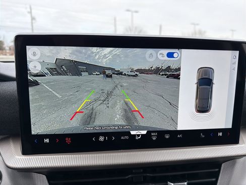 New 2026 Ford Explorer Active w/ Active Comfort Package image 24