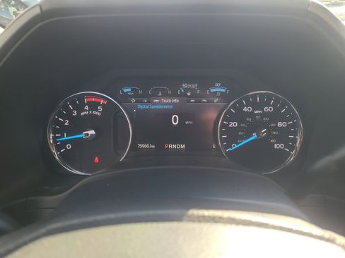 Certified 2022 Ford F350 Platinum w/ FX4 Off-Road Package image 11