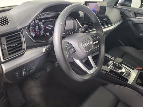 Used 2025 Audi Q5 2.0T Premium AWD/4WD image 24