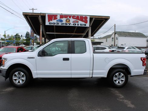 Used 2018 Ford F150 XL w/ Equipment Group 101A Mid RWD image 3