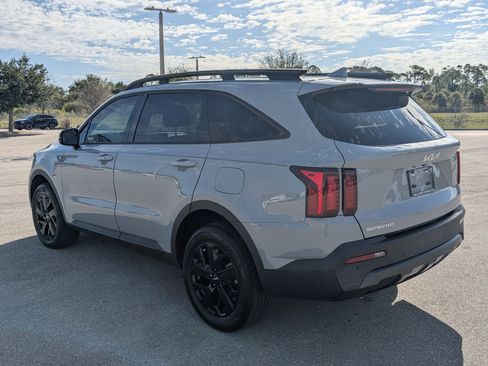 Used 2023 Kia Sorento S AWD/4WD image 7