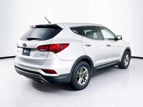 Used 2018 Hyundai Santa Fe Sport FWD image 9