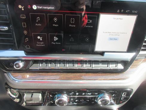 New 2026 GMC Sierra 1500 Elevation w/ Elevation Premium Package AWD/4WD image 19