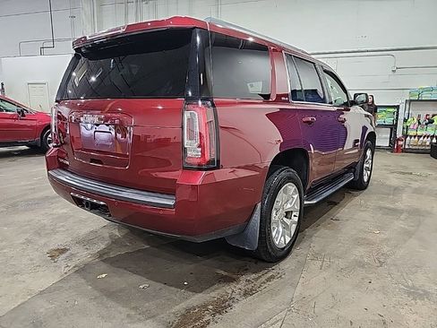 Used 2017 GMC Yukon SLE w/ SLE Value Package AWD/4WD image 2
