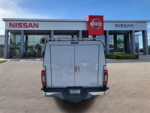 Used 2022 Ford F250 XLT w/ XLT Premium Package image 5