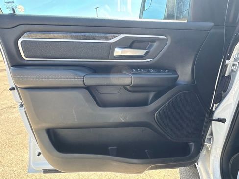 Used 2019 RAM 1500 Big Horn AWD/4WD image 13