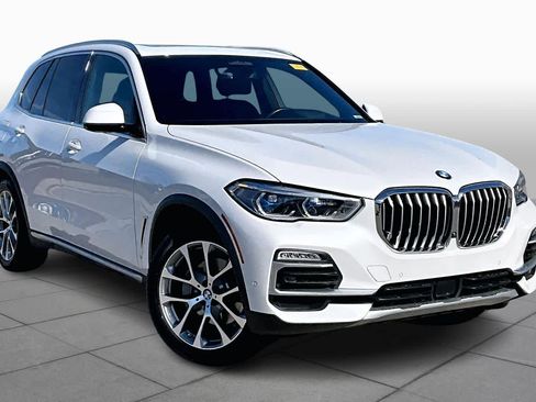 Used 2019 BMW X5 xDrive40i w/ Premium Package image 2