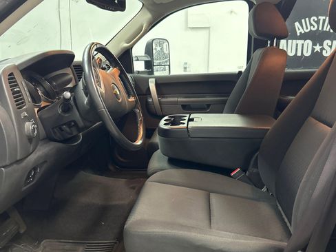 Used 2013 Chevrolet Silverado 3500 LT w/ Interior Plus Package image 9